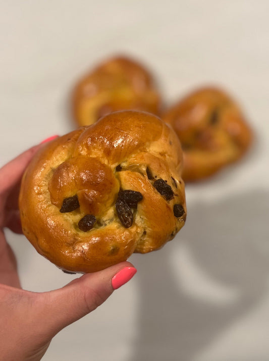 Raisin rolls